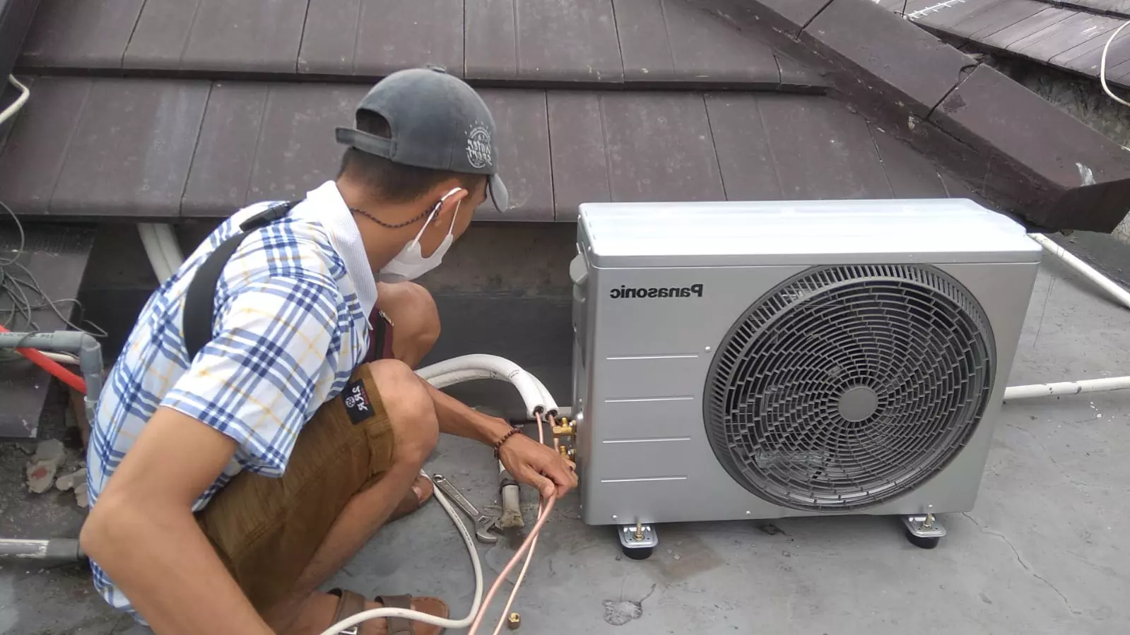 Memerlukan Jasa Tambah Freon AC?